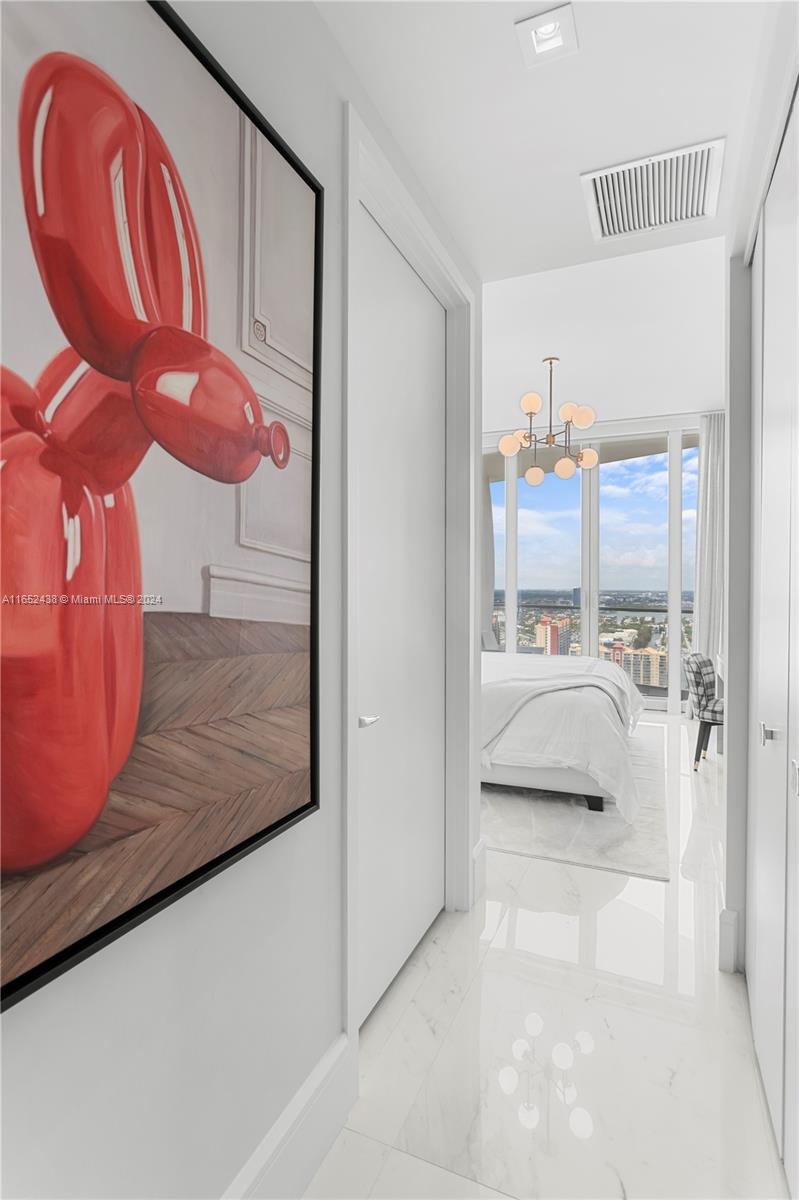 JADE SIGNATURE CONDO - Residential
