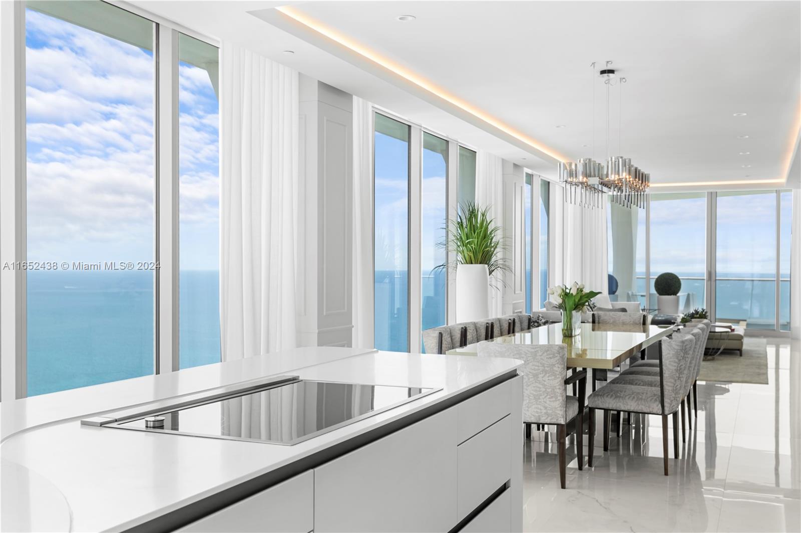 JADE SIGNATURE CONDO - Residential