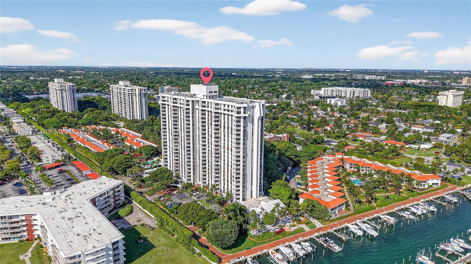 THE TOWERS OF QUAYSIDE CO - Residential