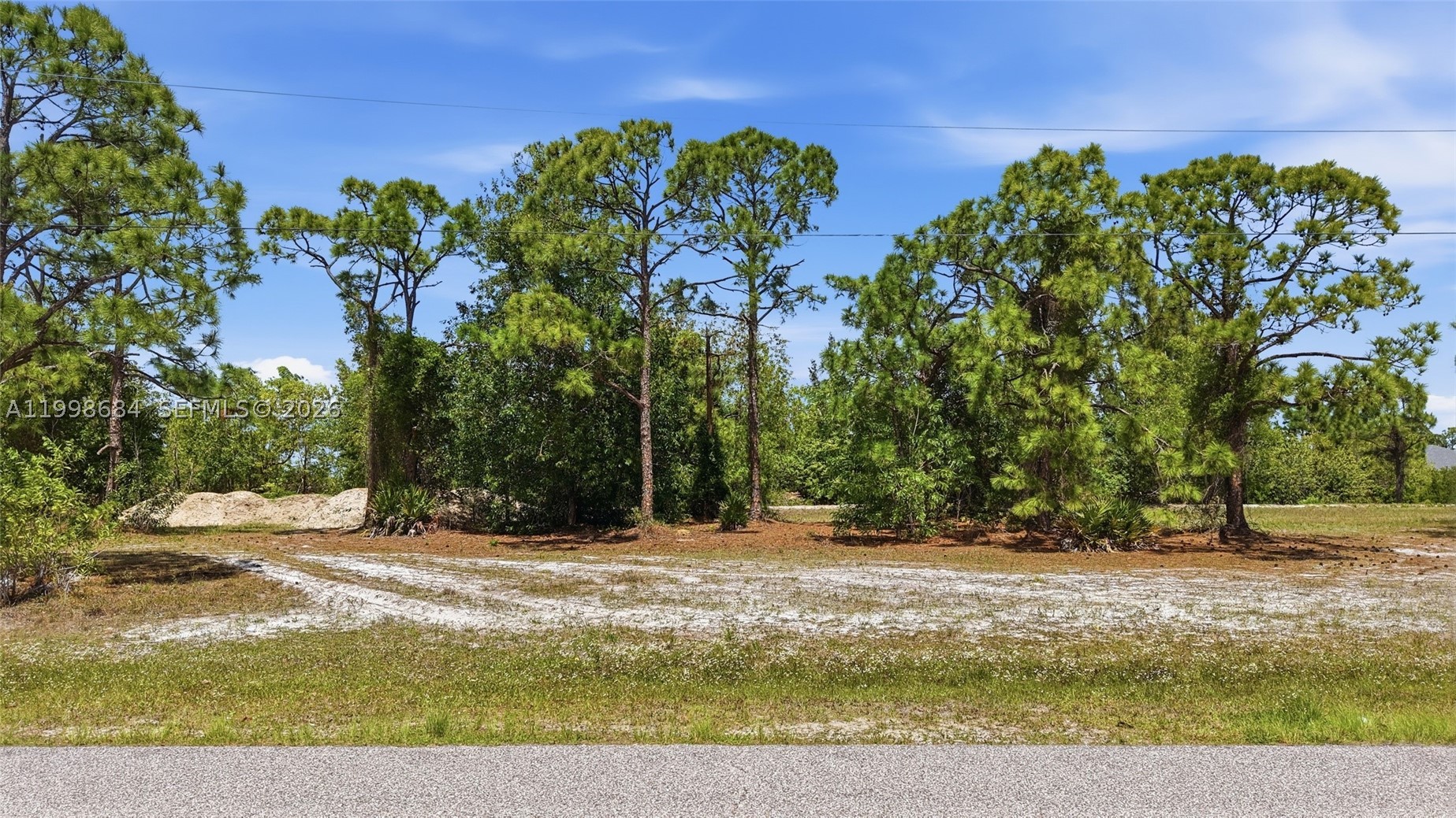 CAPE CORAL - Land