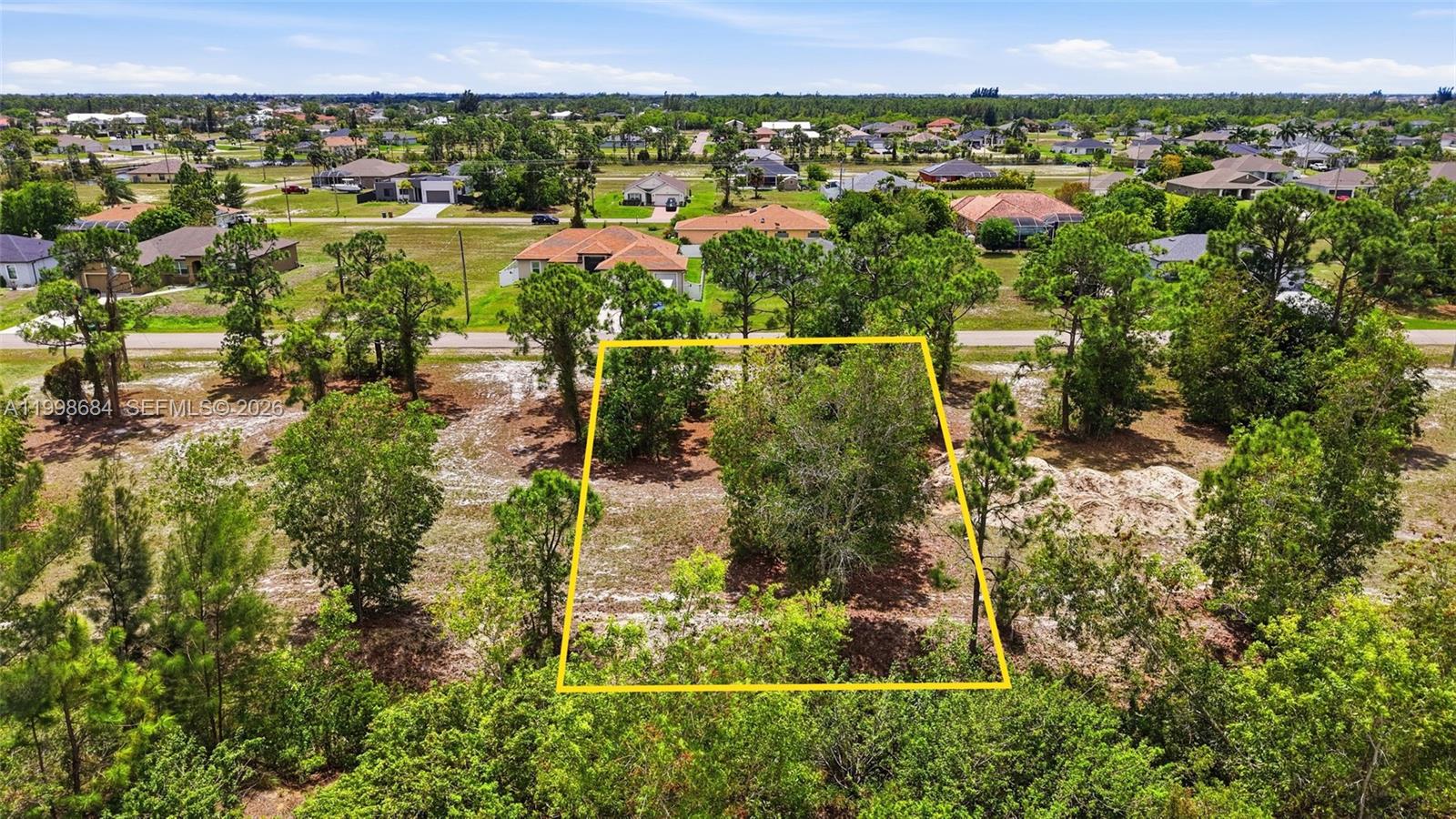 CAPE CORAL - Land