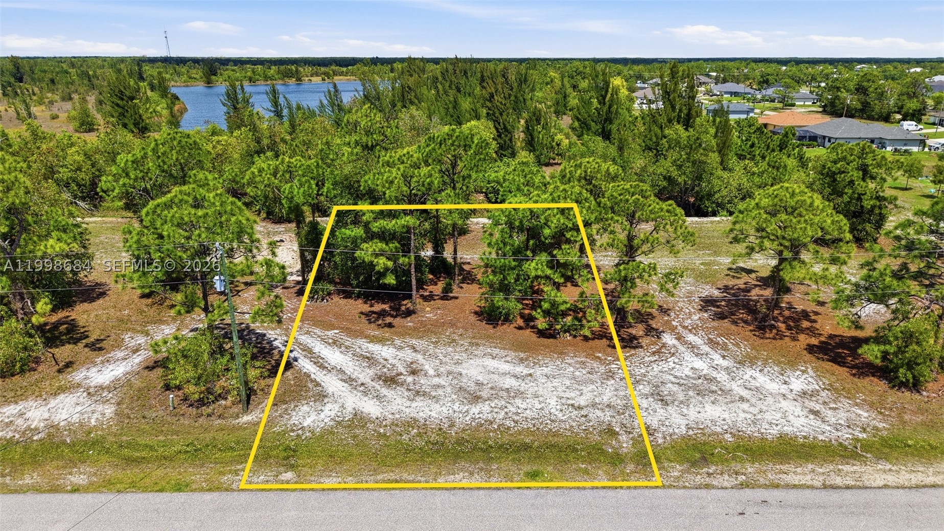 CAPE CORAL - Land
