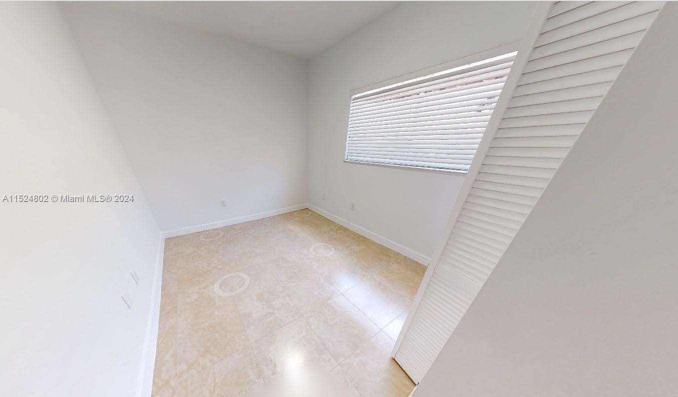 THE PINES - Residential Income