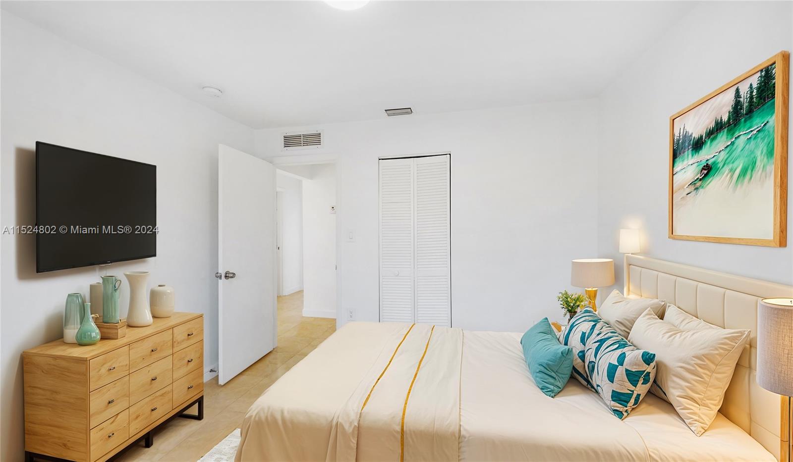 THE PINES - Residential Income