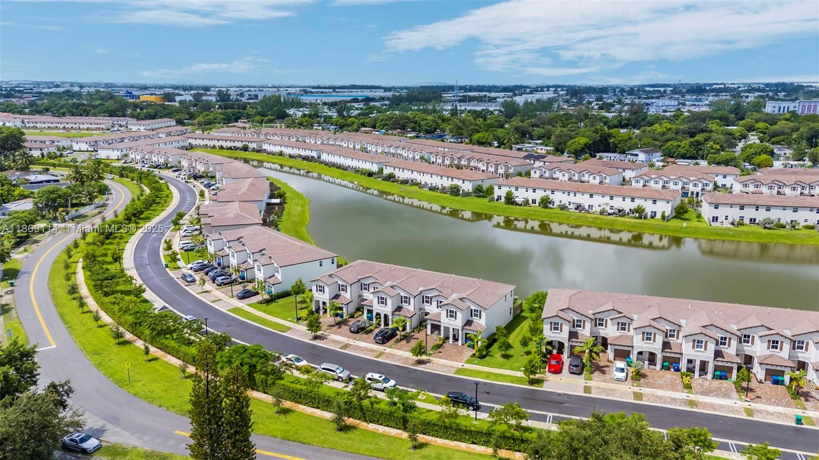 GOLF PARK SEC 1 - Residential