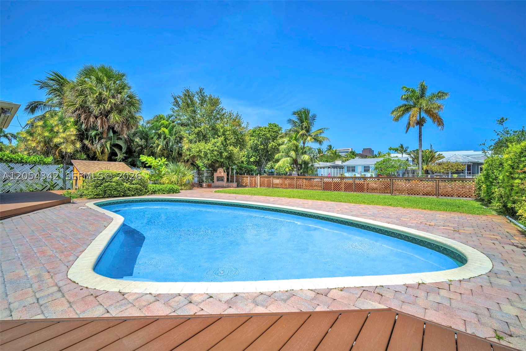 Tarpon River - Residential