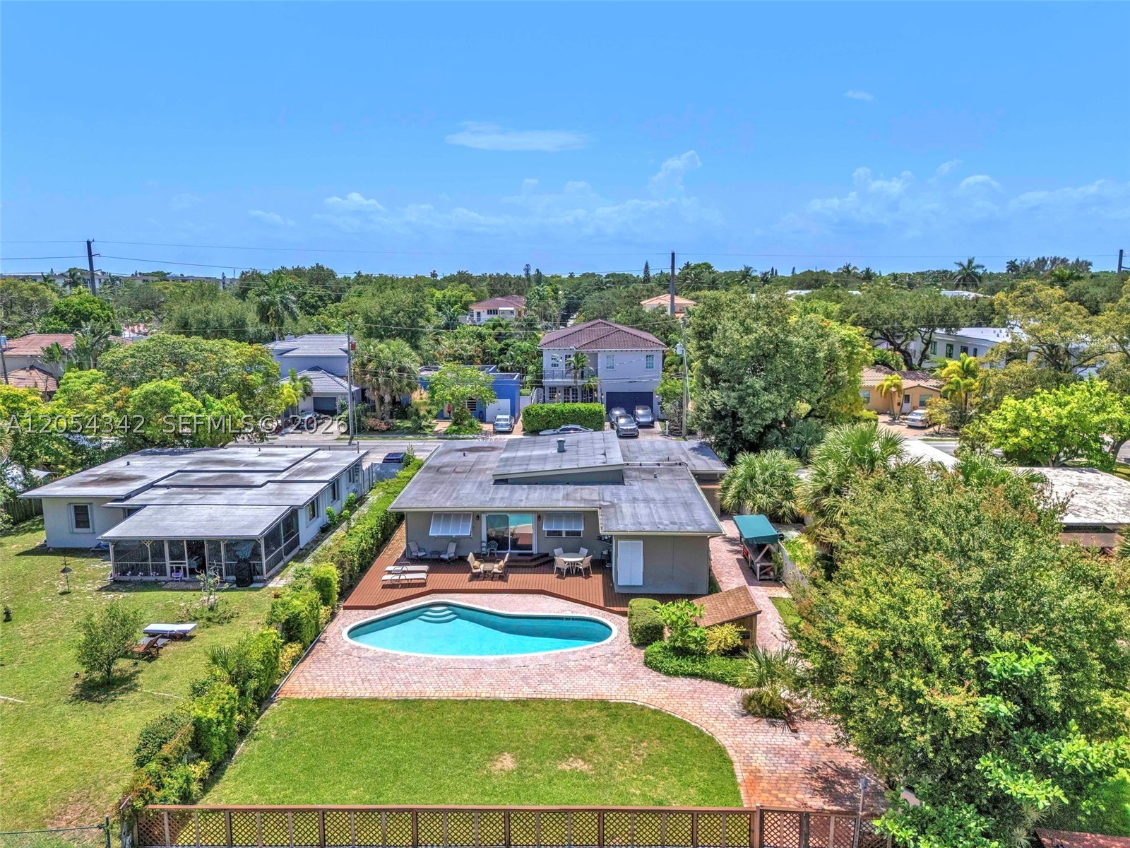Tarpon River - Residential