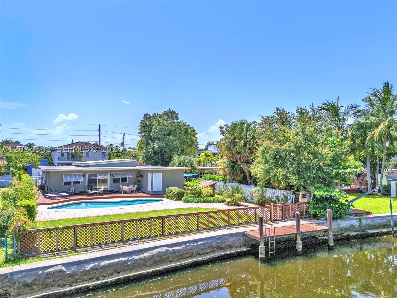Tarpon River - Residential