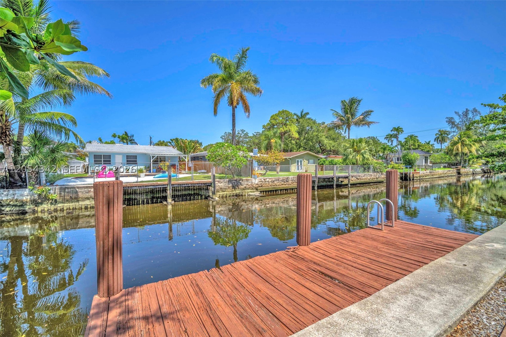 Tarpon River - Residential