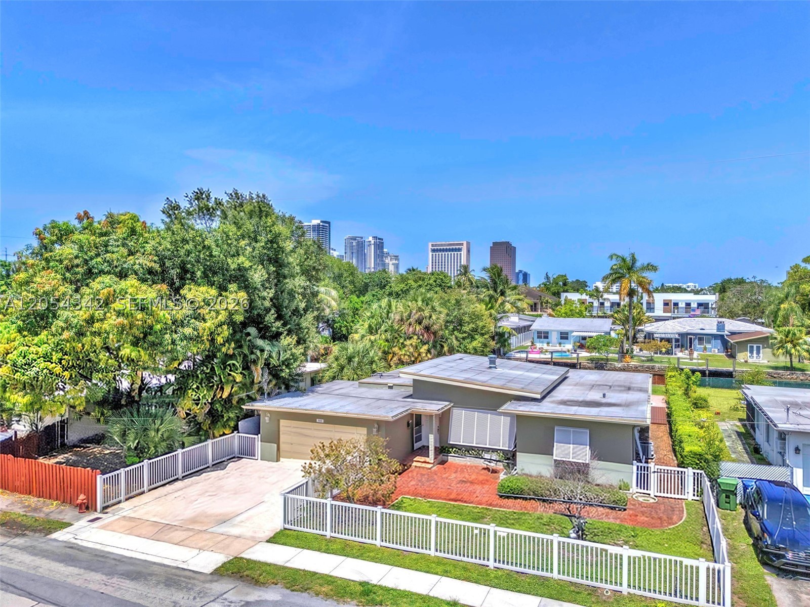 Tarpon River - Residential