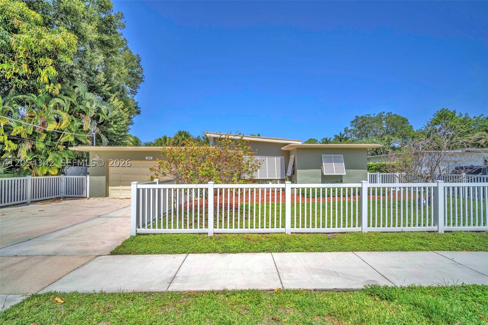 Tarpon River - Residential