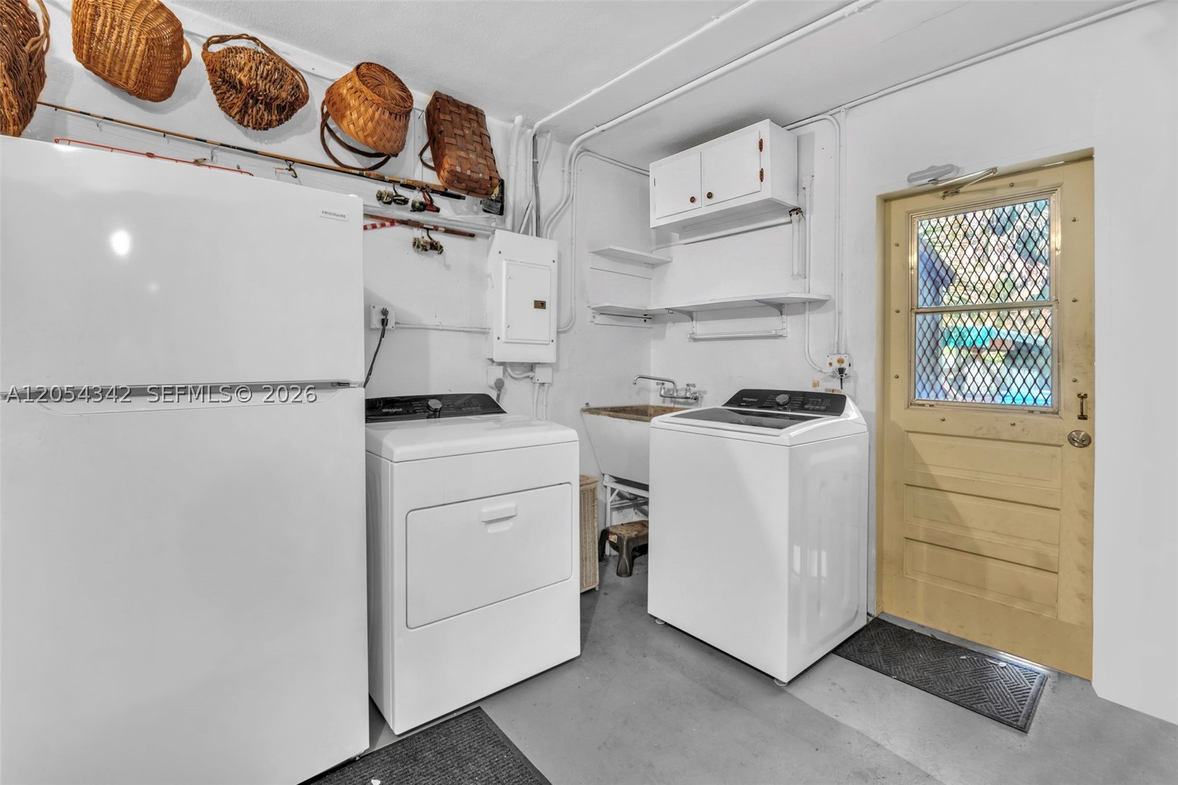 Tarpon River - Residential