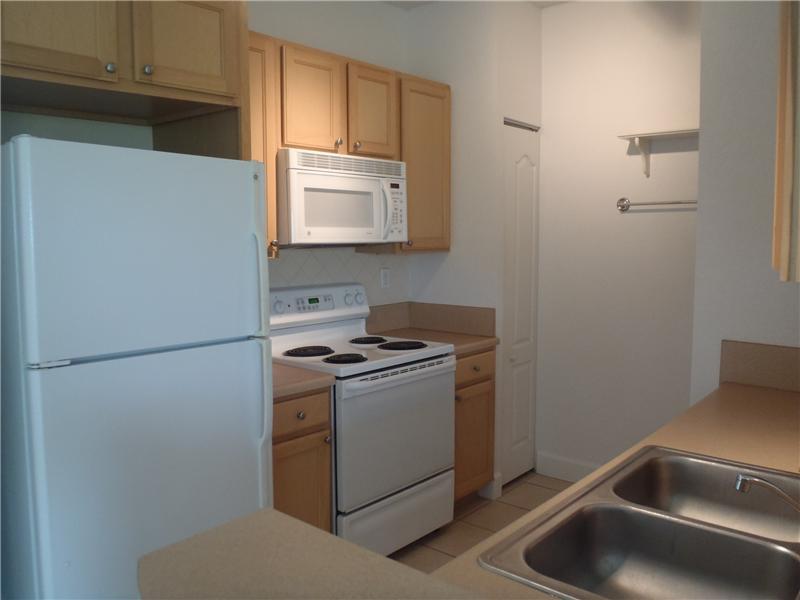 VALENCIA CONDO - Residential Lease