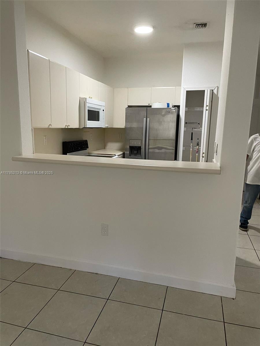 SHOMA CONDO AT KEYS COVE - Residential Lease