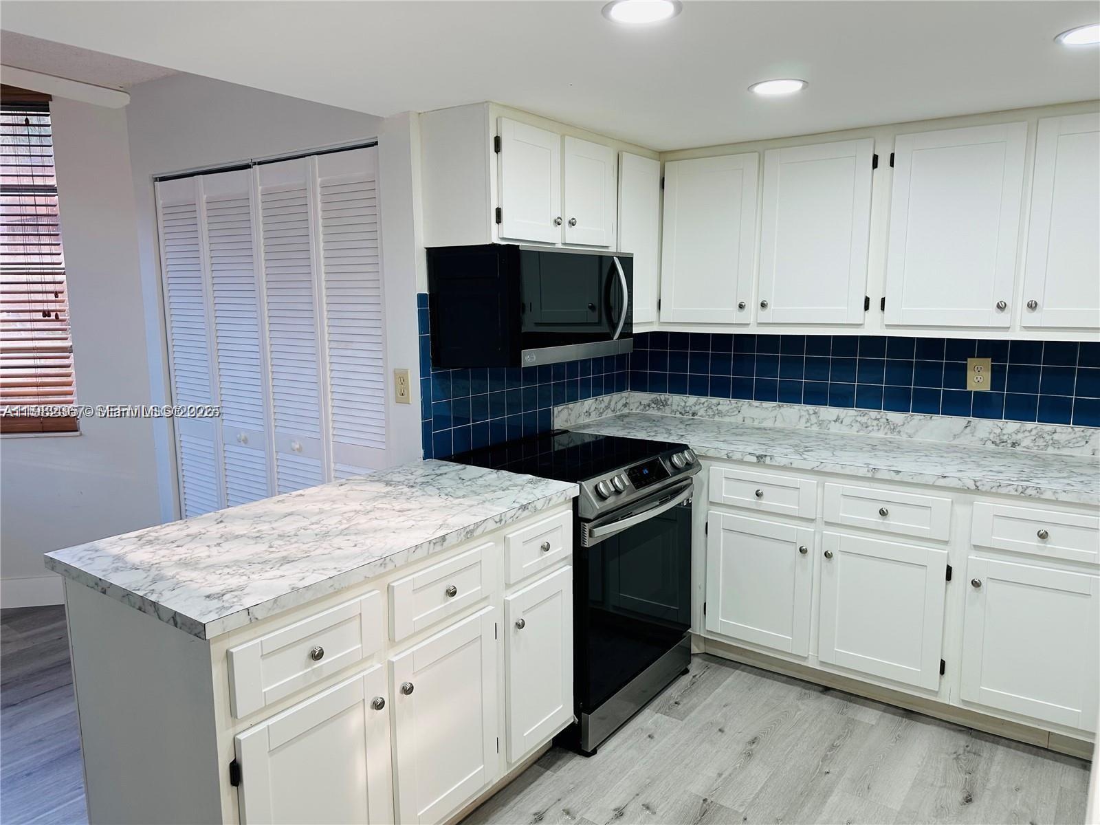 CONDO 5 OF SABAL PALM CON - Residential