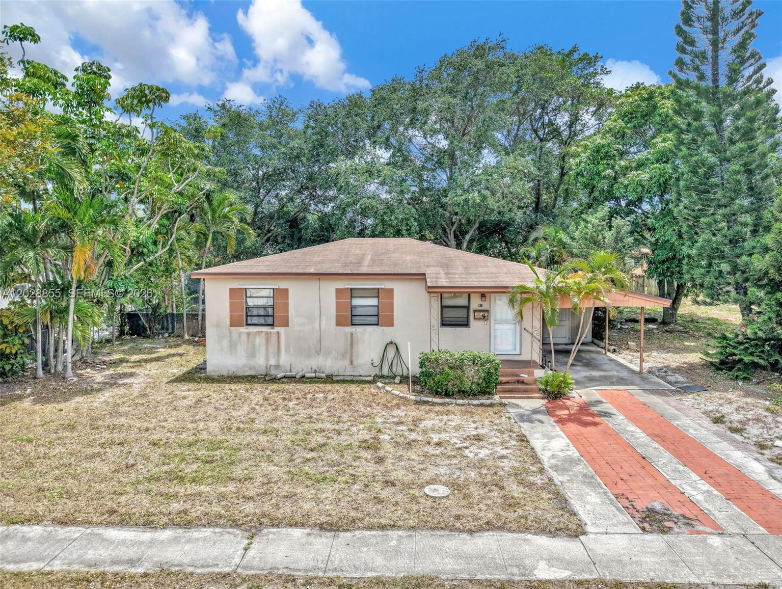 NO MIAMI BEACH MANOR - Residential