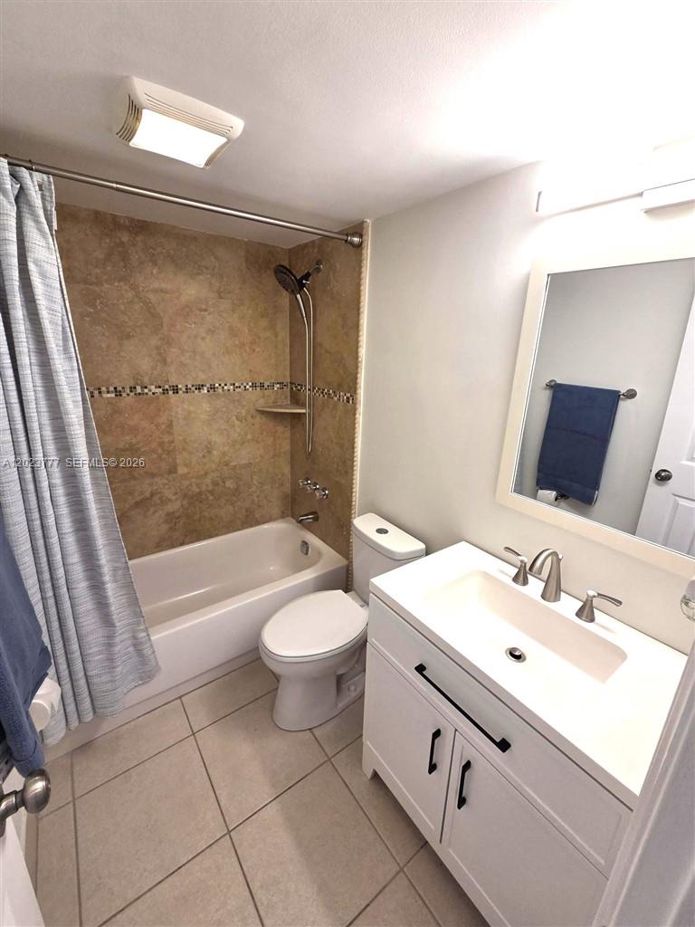 CASA VERANO CONDO - Residential
