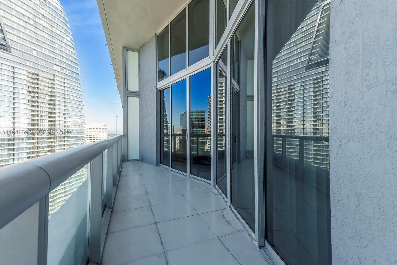 ICONBRICKELL CONDO NO 1 - Residential