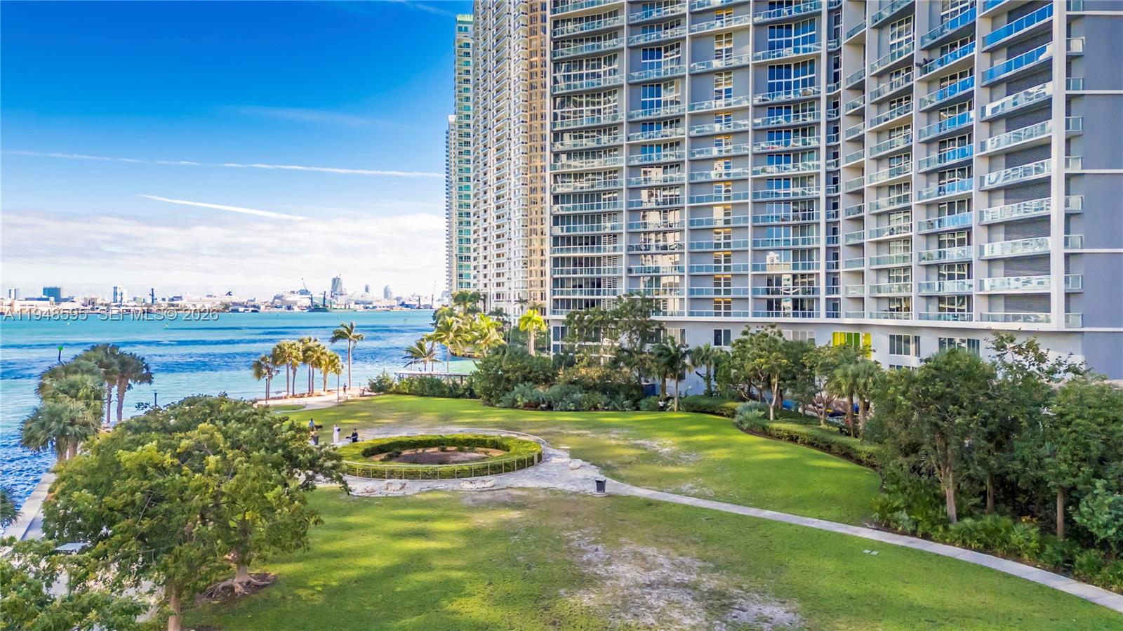 ICONBRICKELL CONDO NO 1 - Residential