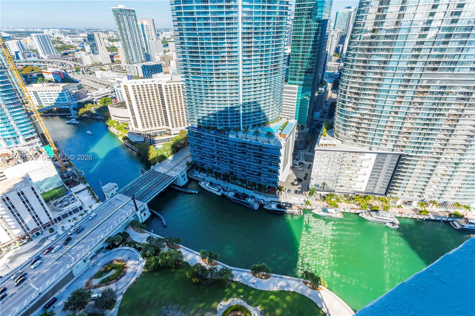 ICONBRICKELL CONDO NO 1 - Residential