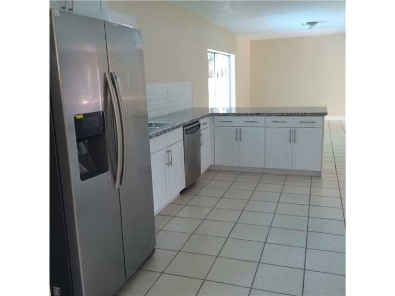 26-27 55 40   .35 AC PALM - Residential Lease