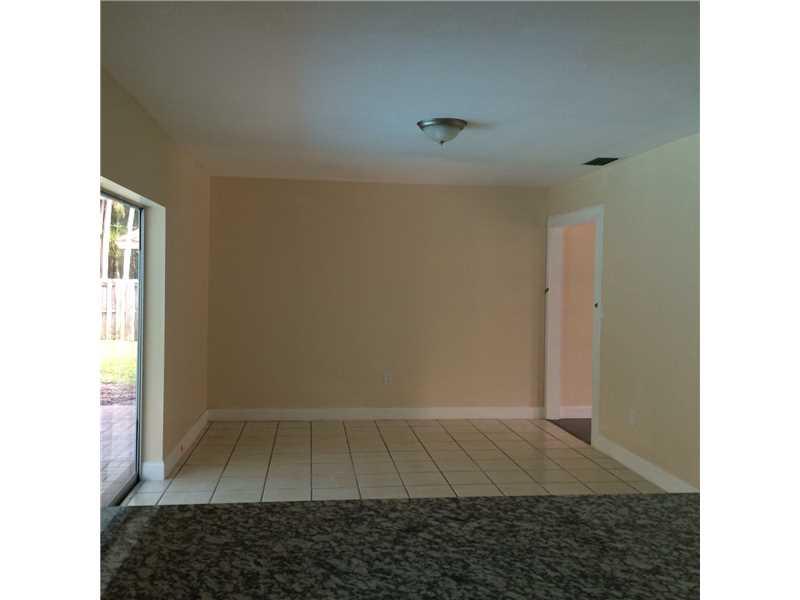 26-27 55 40   .35 AC PALM - Residential Lease