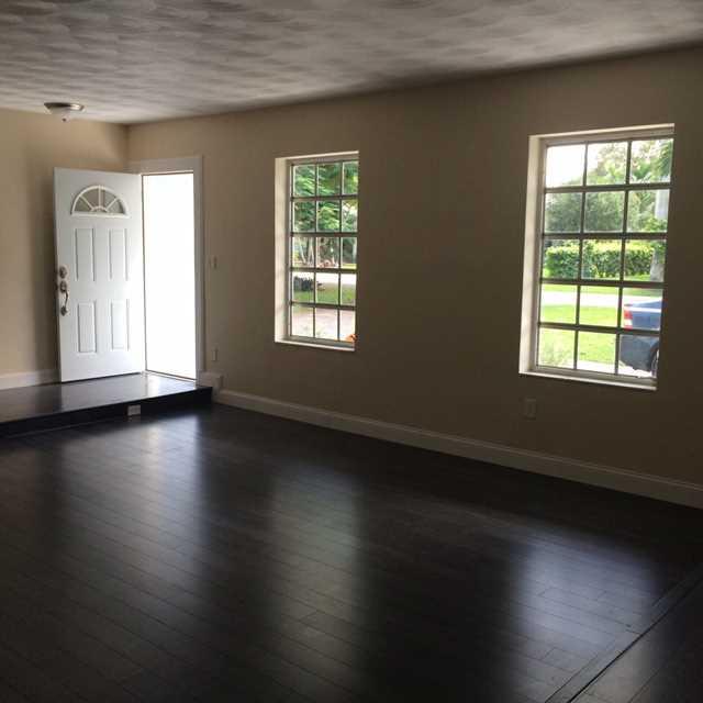 26-27 55 40   .35 AC PALM - Residential Lease