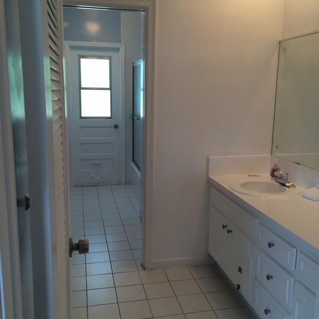 26-27 55 40   .35 AC PALM - Residential Lease