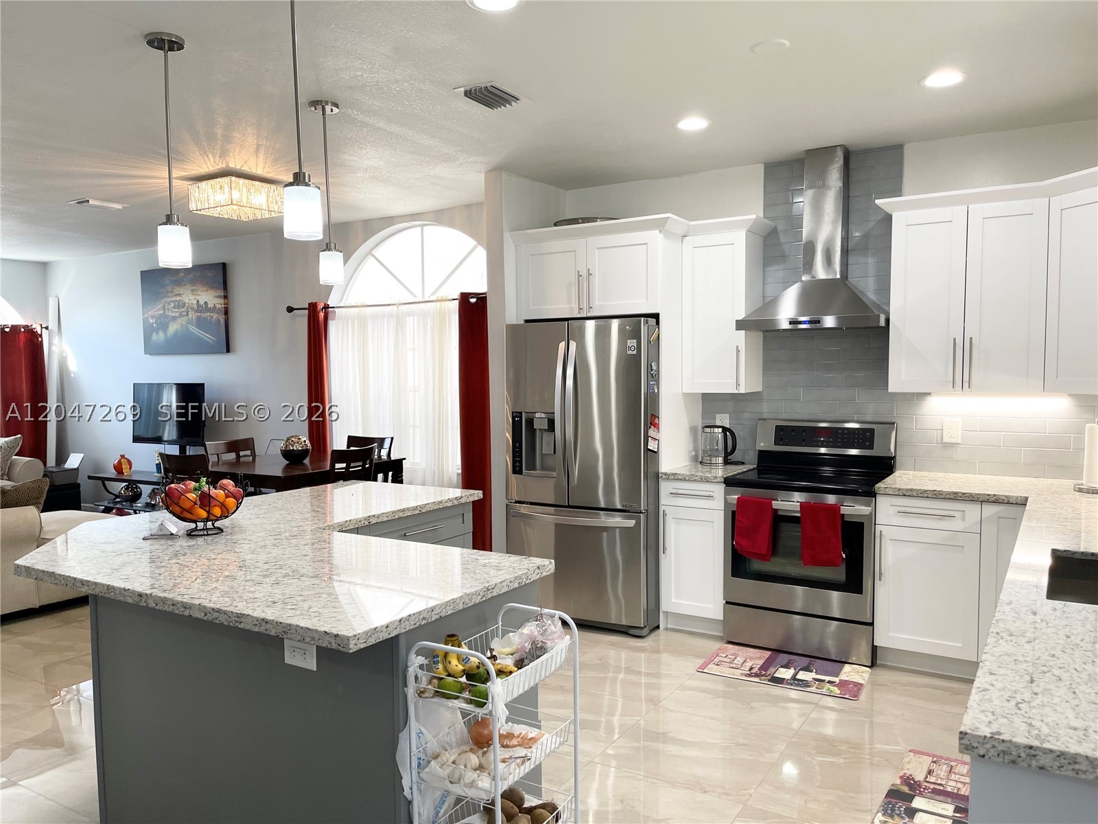 RAMBLEWOOD SOUTH - Residential Lease