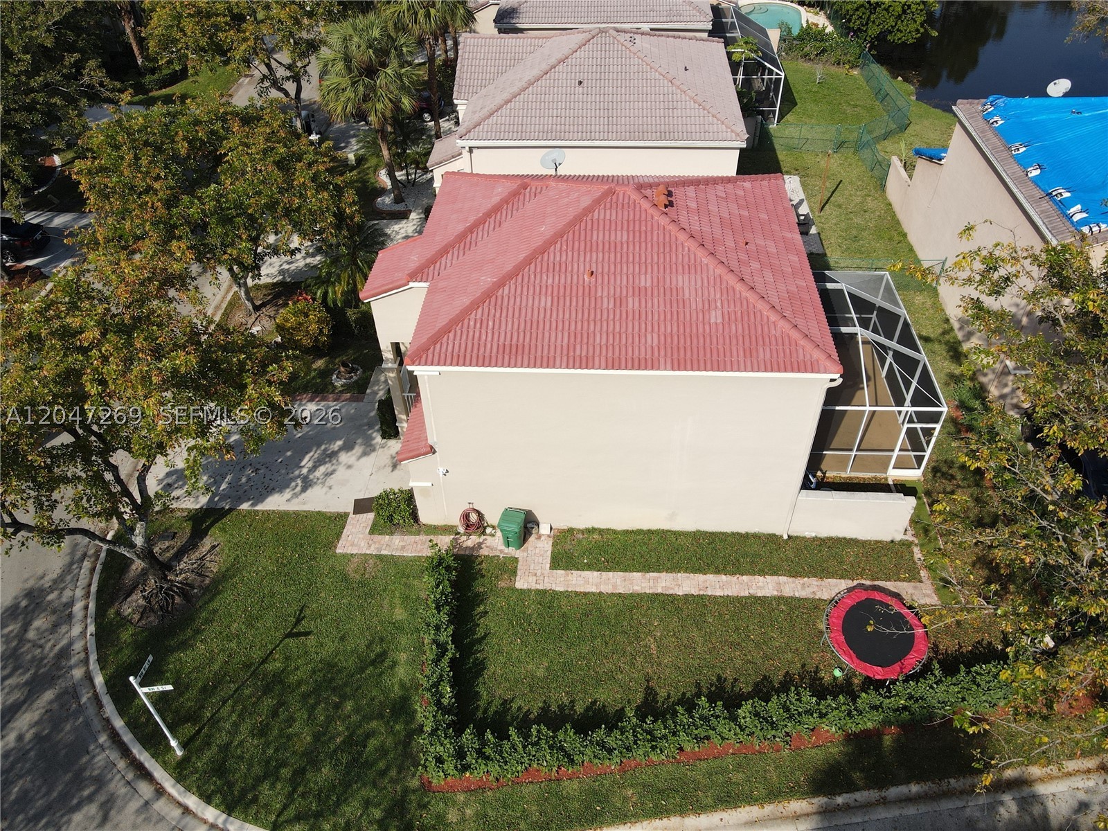RAMBLEWOOD SOUTH - Residential Lease
