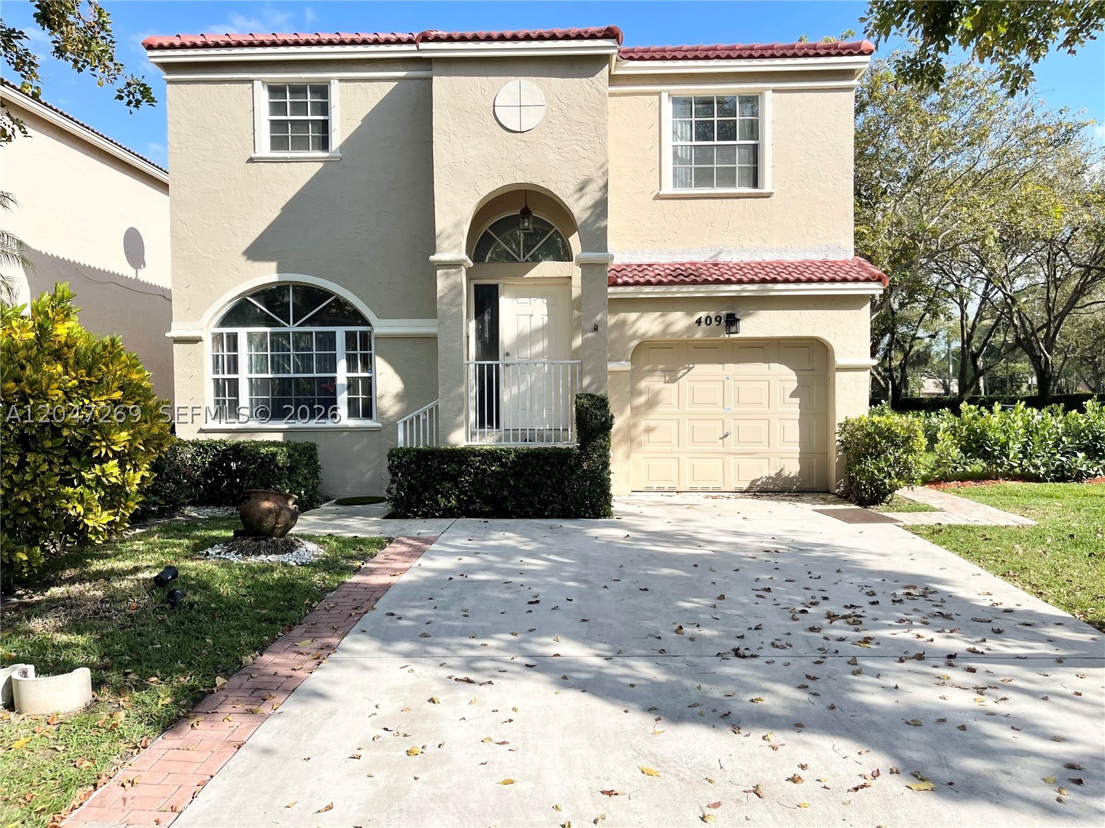 RAMBLEWOOD SOUTH - Residential Lease