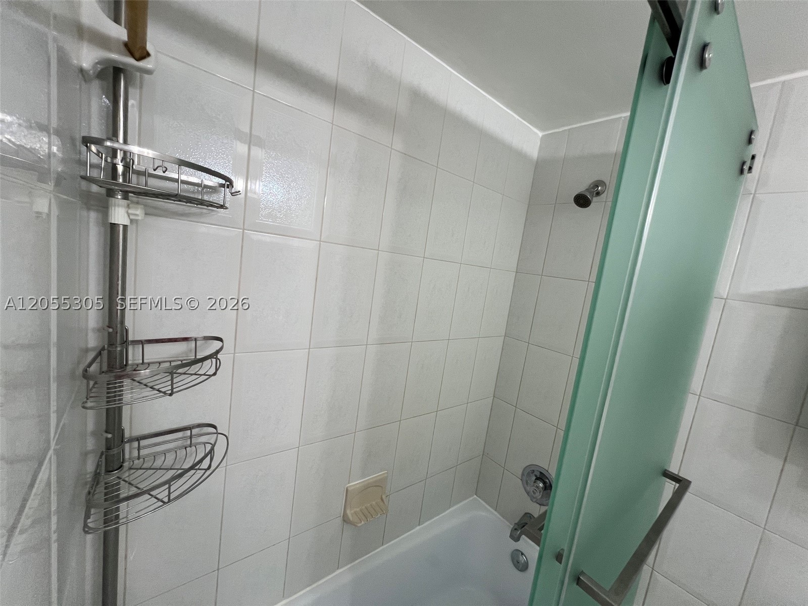 THE DECOPLAGE CONDO - Residential
