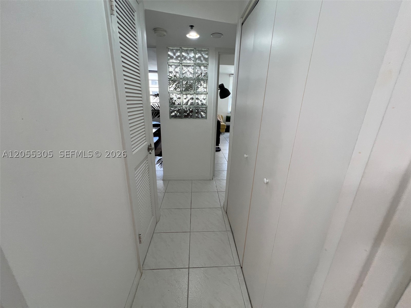 THE DECOPLAGE CONDO - Residential