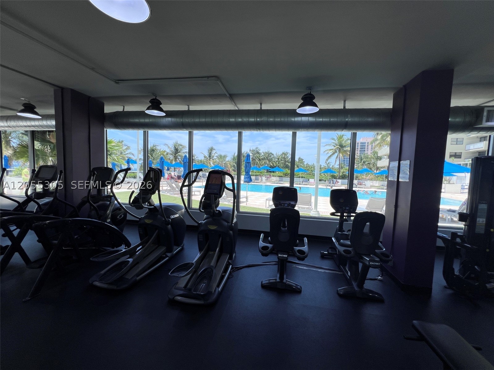 THE DECOPLAGE CONDO - Residential