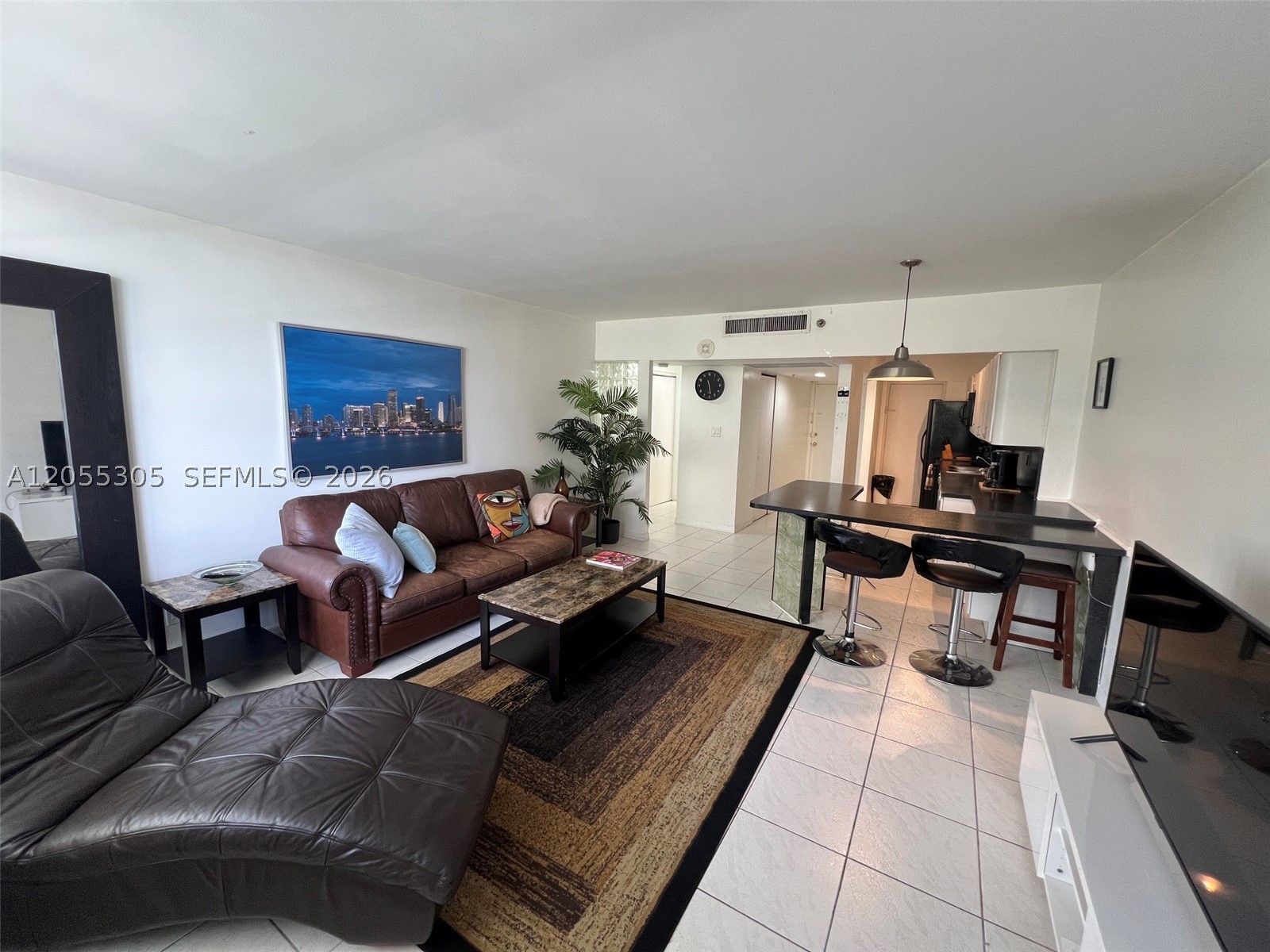 THE DECOPLAGE CONDO - Residential