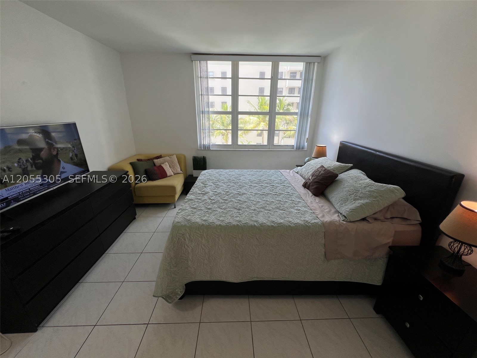 THE DECOPLAGE CONDO - Residential