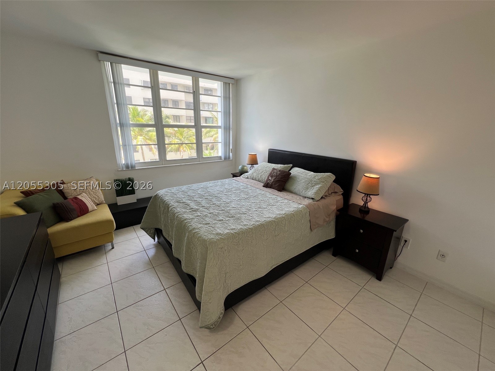 THE DECOPLAGE CONDO - Residential