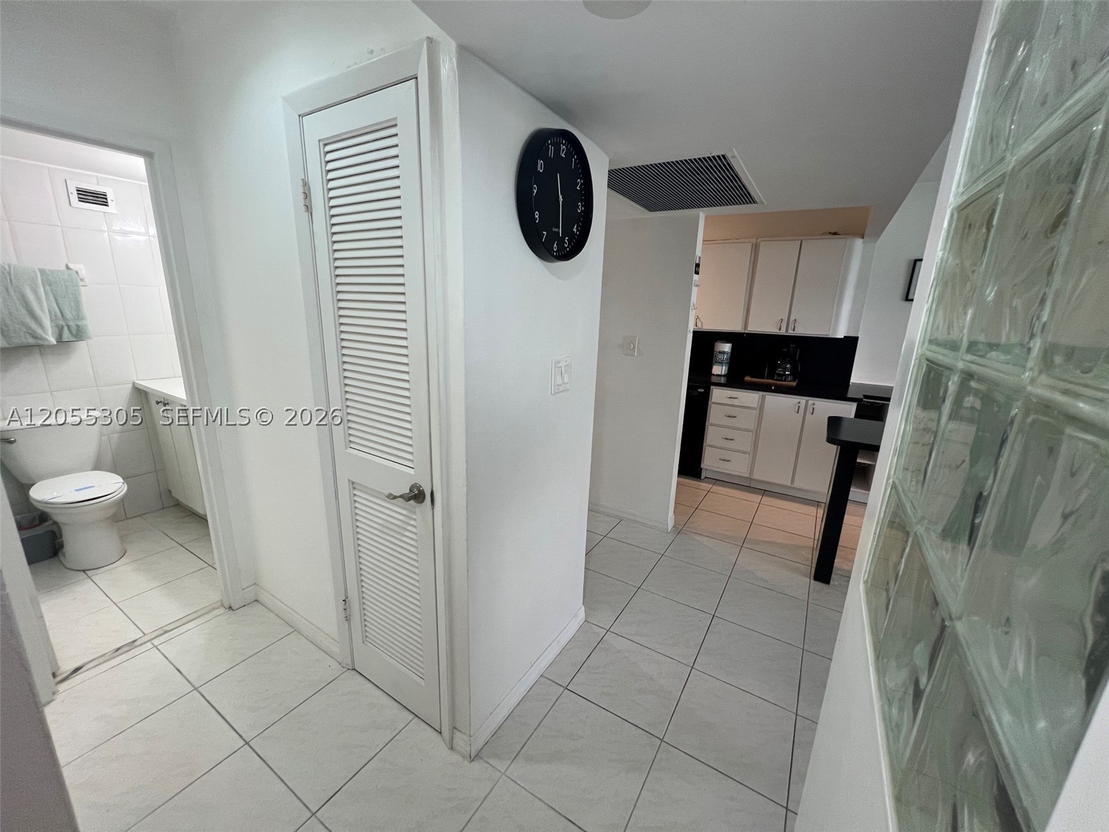 THE DECOPLAGE CONDO - Residential