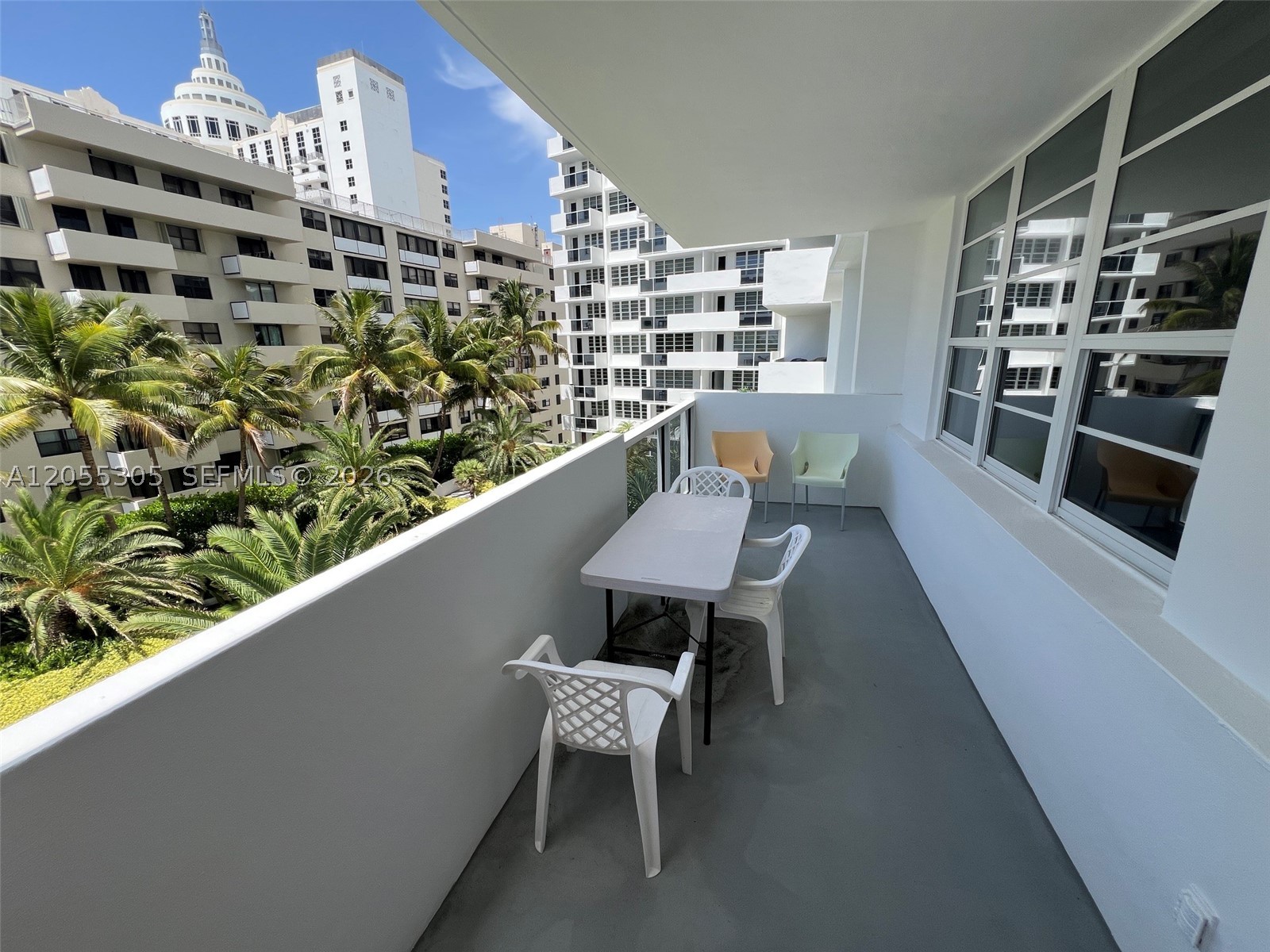 THE DECOPLAGE CONDO - Residential