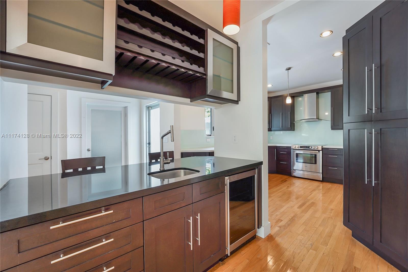BEACH VIEW ADDN - Residential