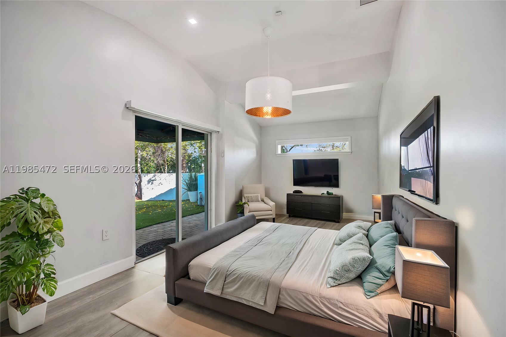 MIAMI SHORES SEC 8 REV - Residential