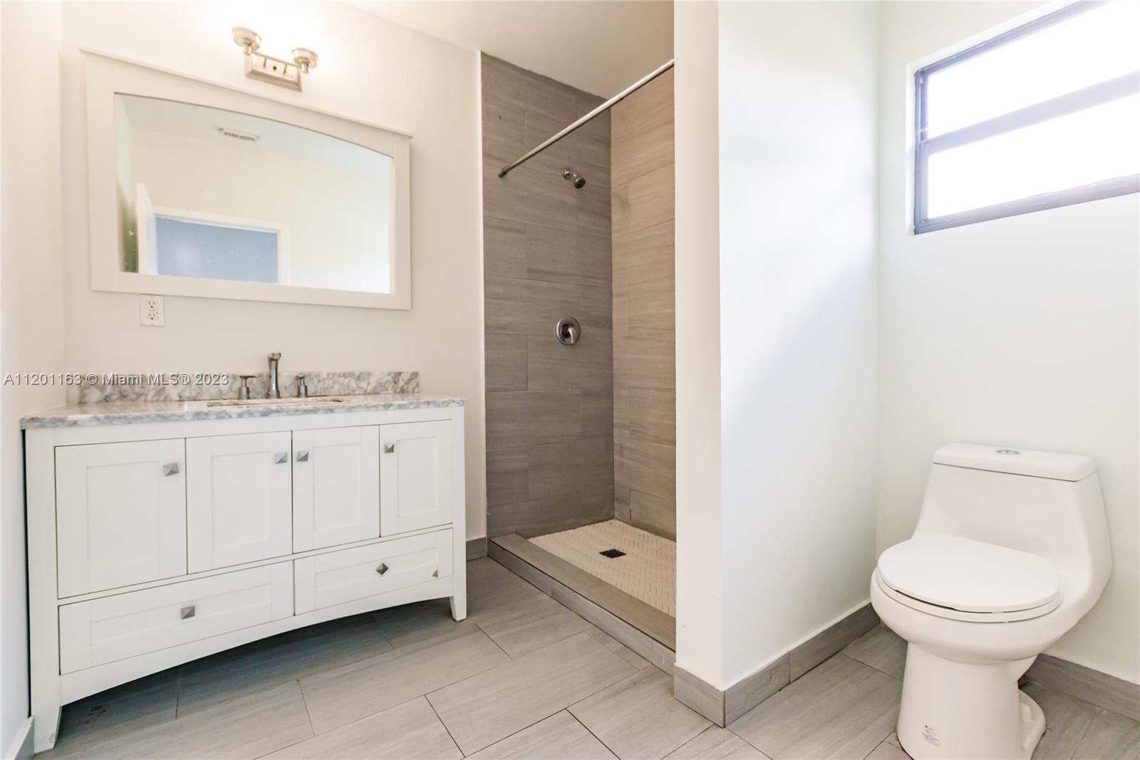 ARCHWOOD AMD PLAT - Residential