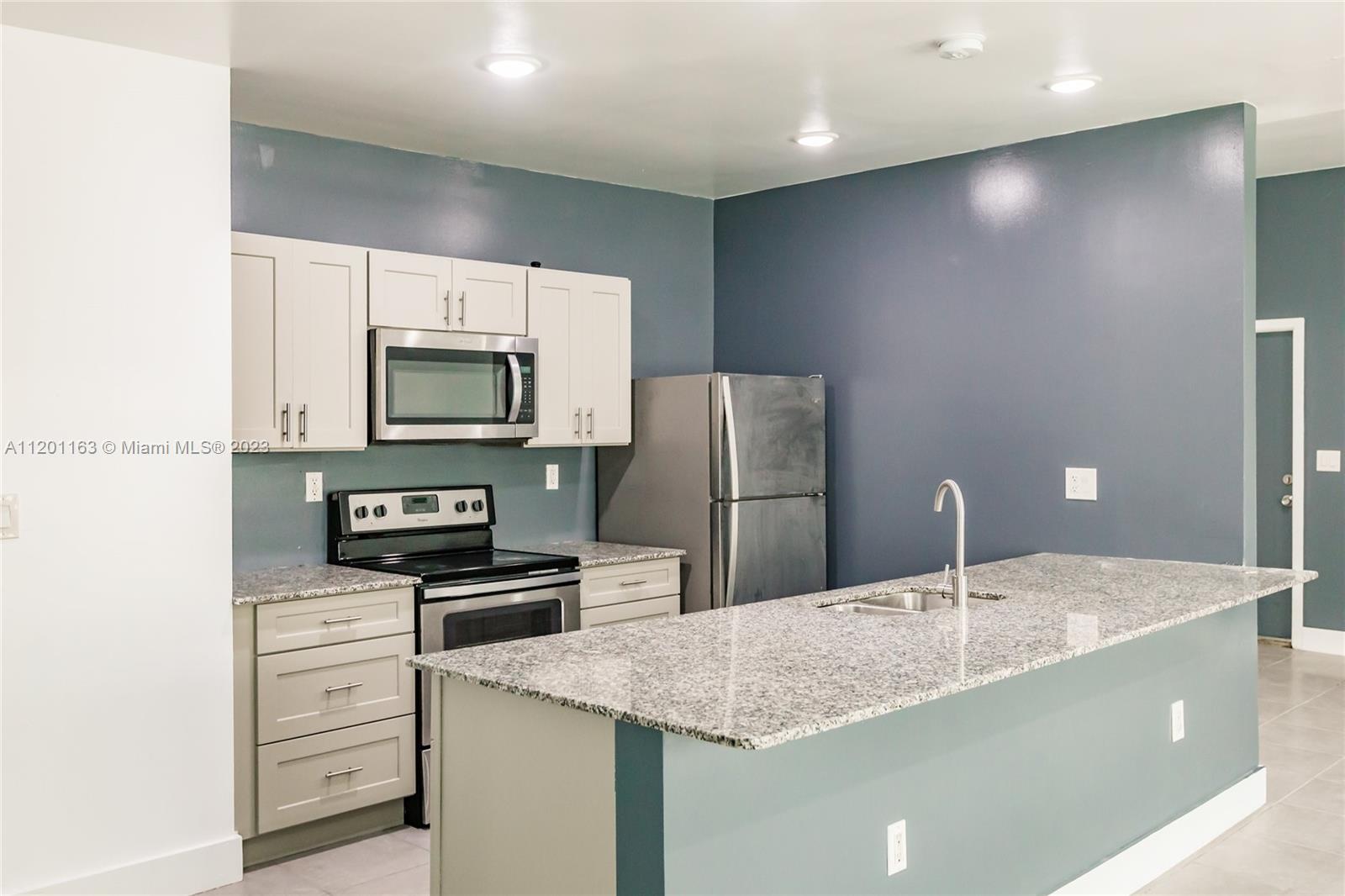 ARCHWOOD AMD PLAT - Residential