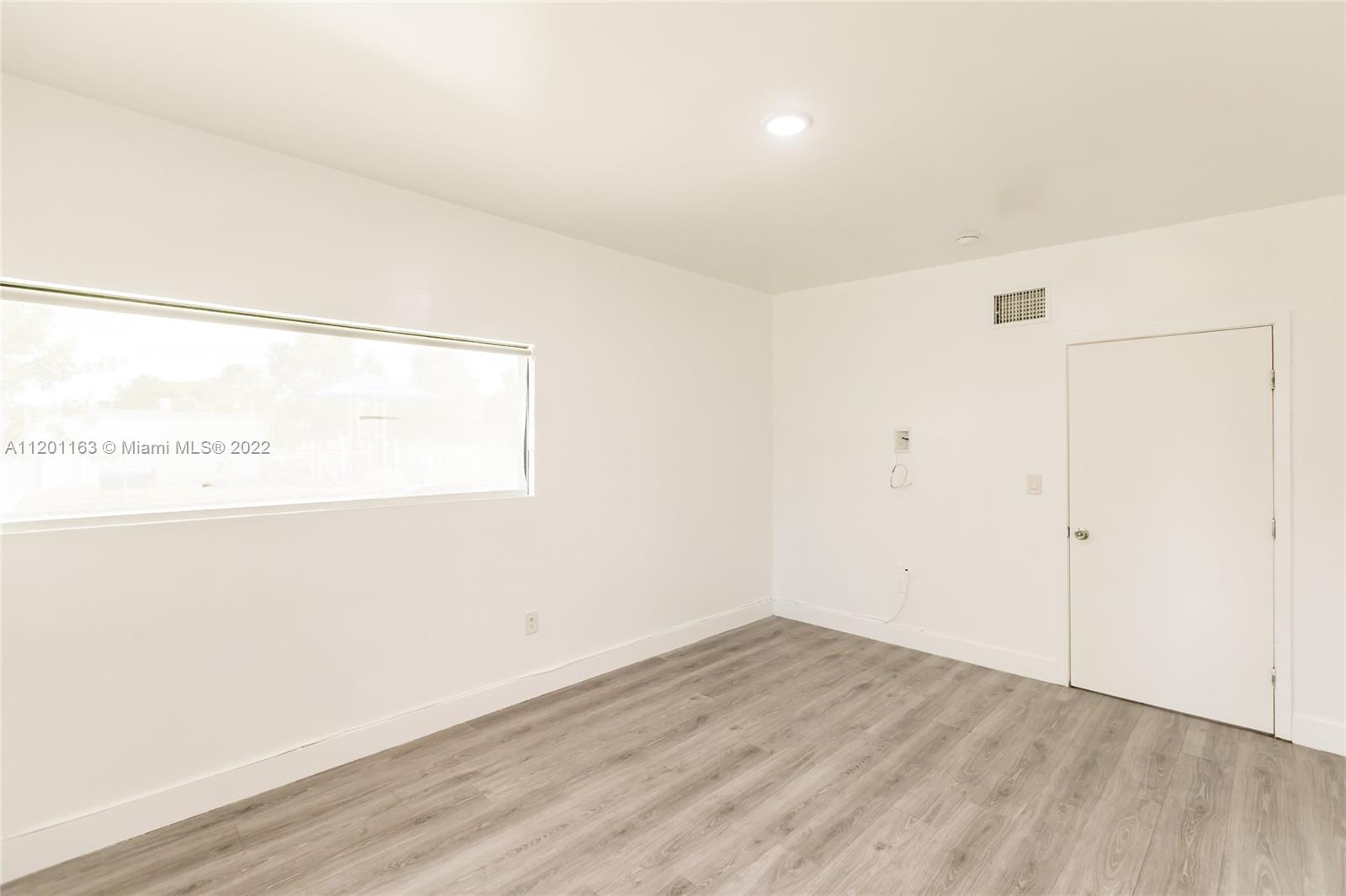 ARCHWOOD AMD PLAT - Residential