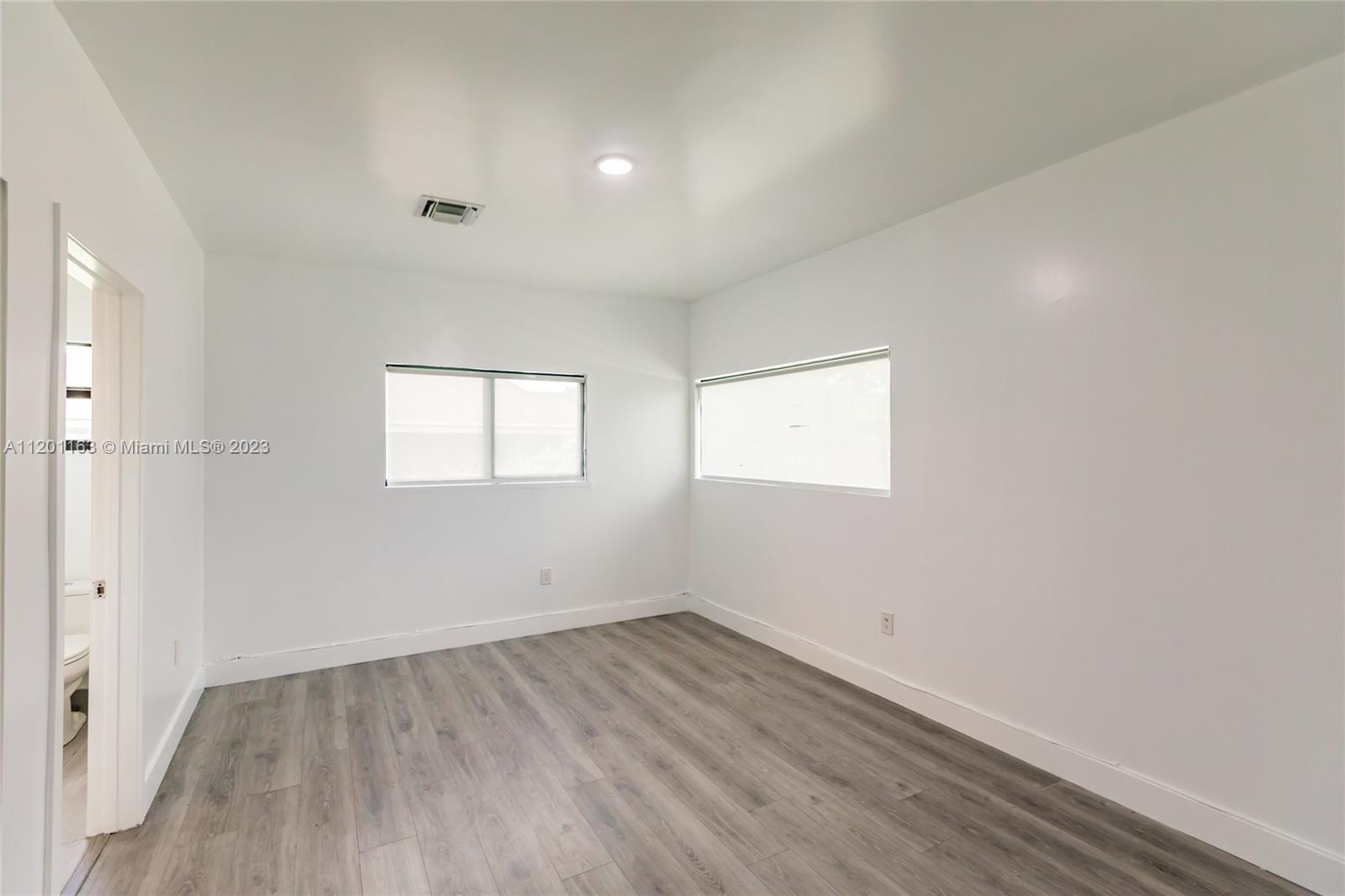 ARCHWOOD AMD PLAT - Residential