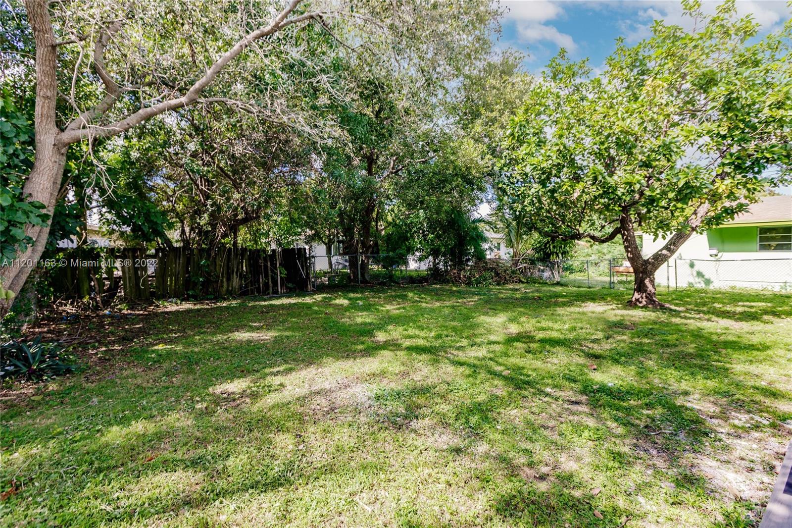 ARCHWOOD AMD PLAT - Residential
