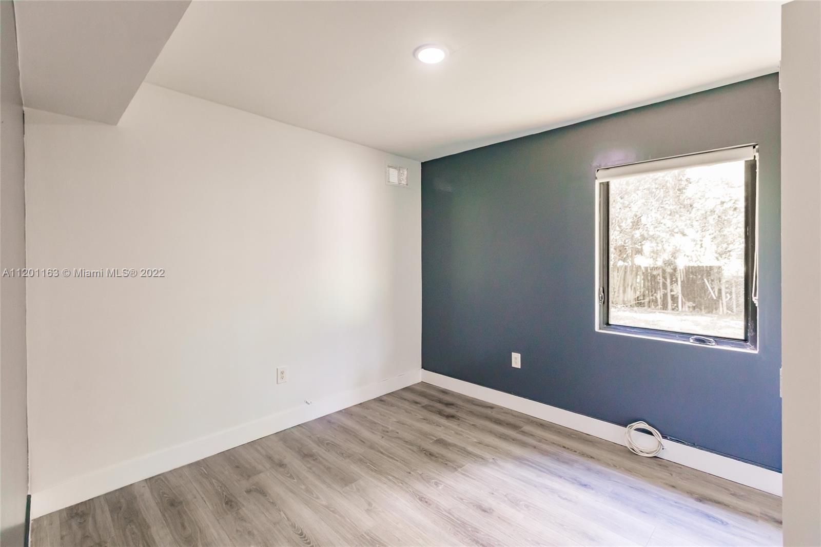 ARCHWOOD AMD PLAT - Residential