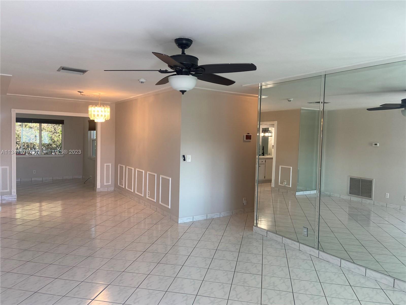 PALM BEACH LEISUREVILLE S - Residential Lease