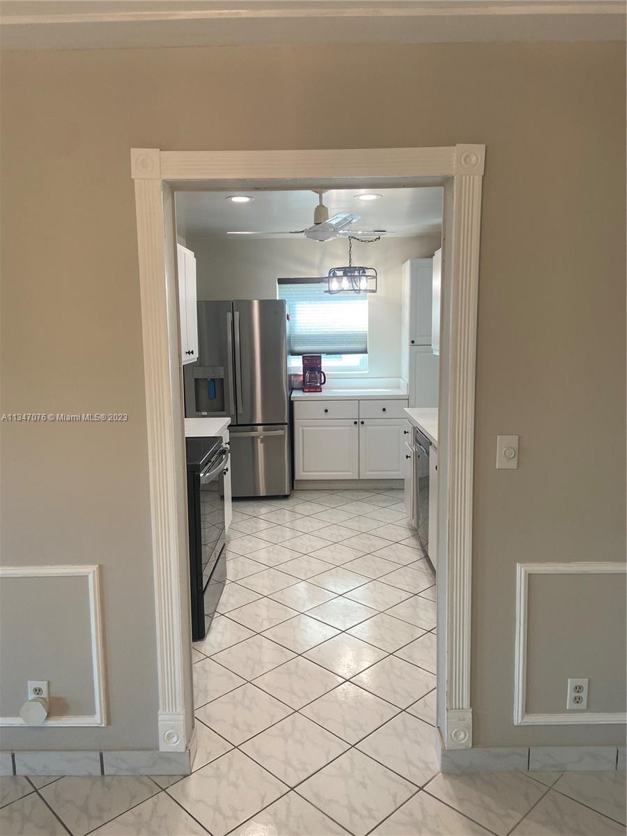 PALM BEACH LEISUREVILLE S - Residential Lease