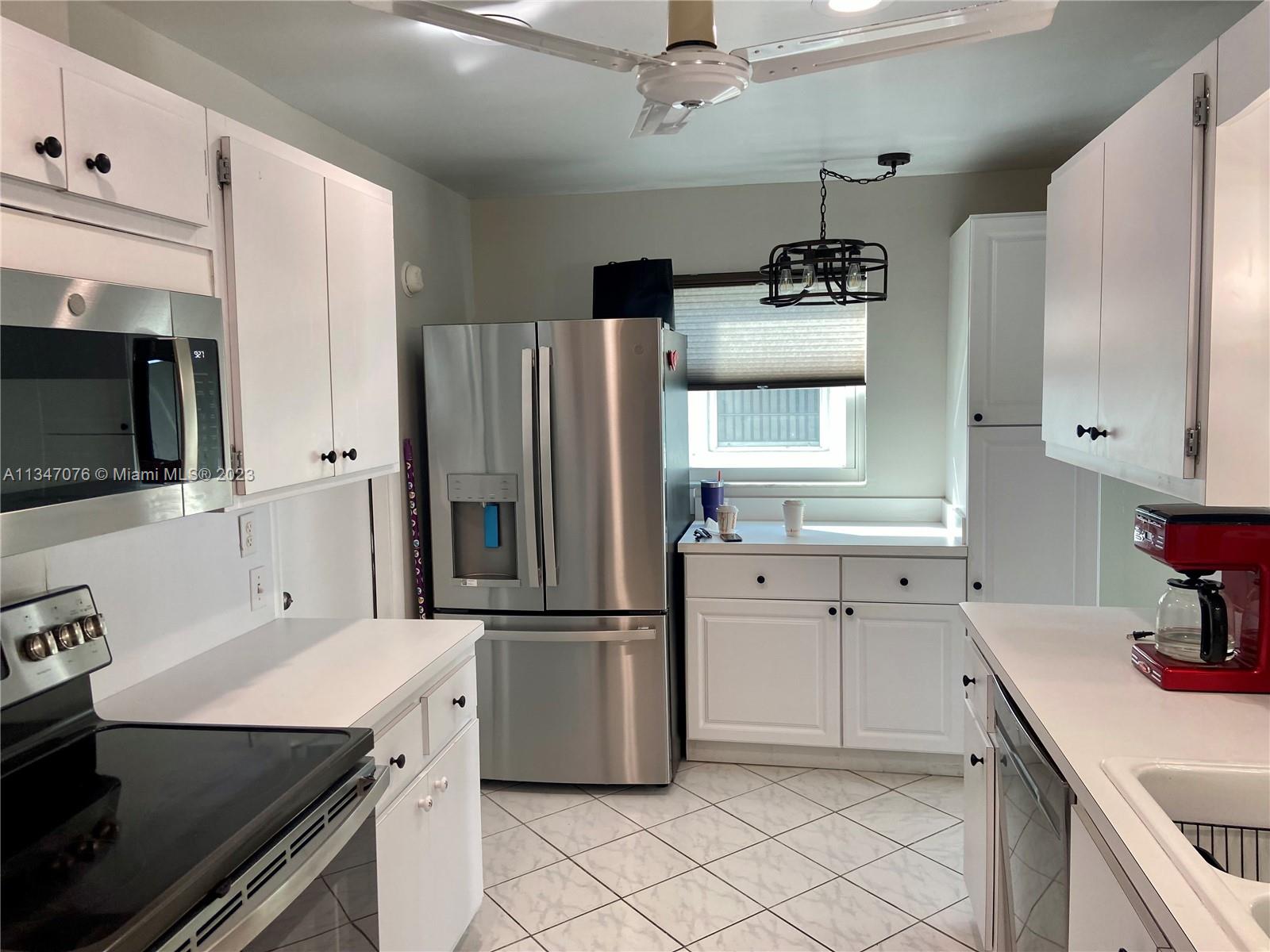 PALM BEACH LEISUREVILLE S - Residential Lease